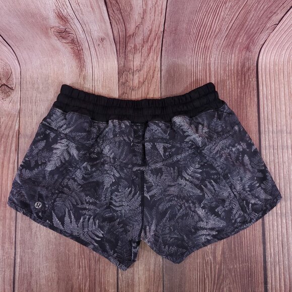 Lululemon Womens Size 8 Tracker Short IV 4-way Stretch 4" Kindred Spirit W7FFWS - Picture 2 of 12